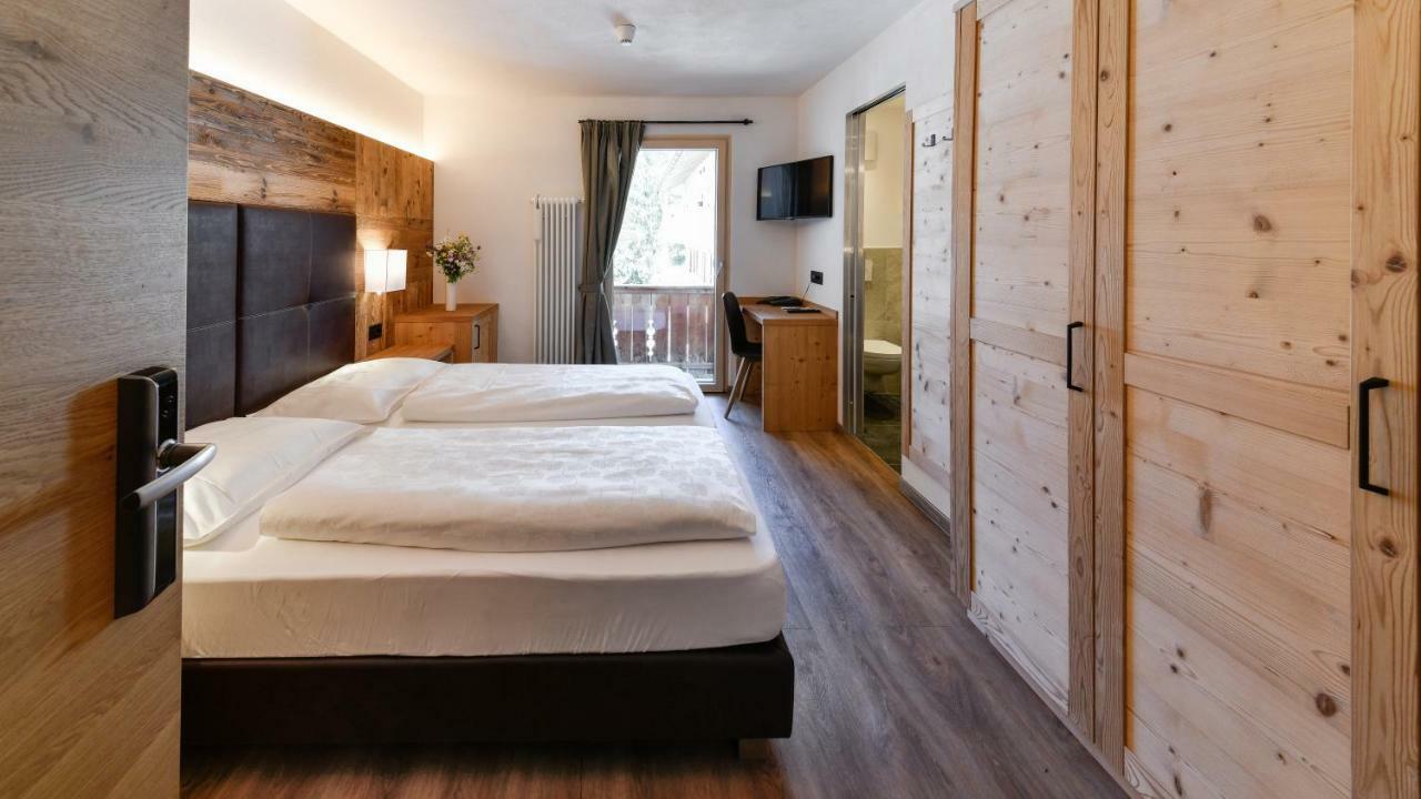 Hotel Brunella San Vigilio Di Marebbe Kültér fotó